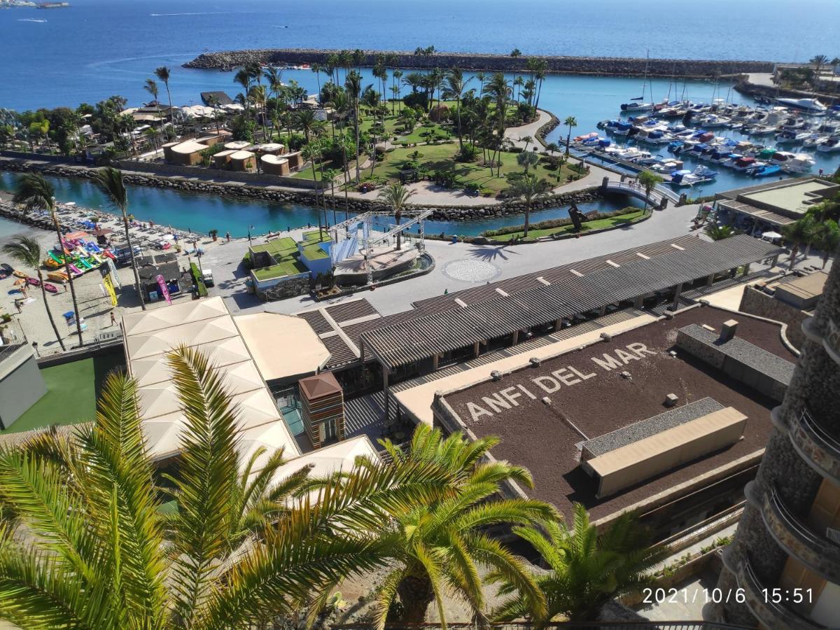 Deluxe One-Bedroom Apartment Ocean View