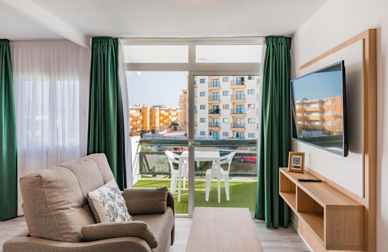Studio Apartment Balcony
