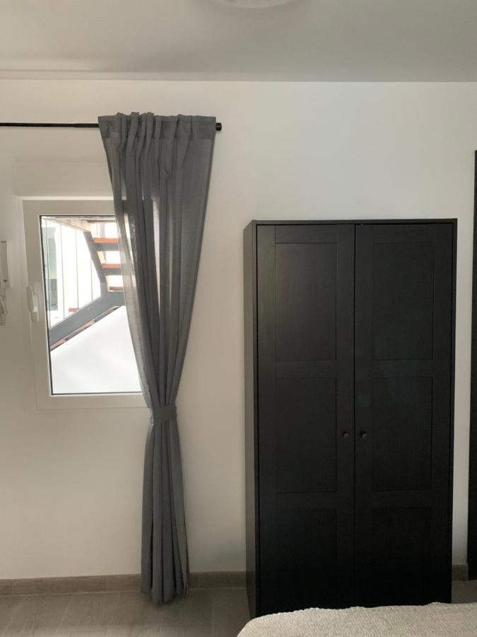Triple Room Bathroom
