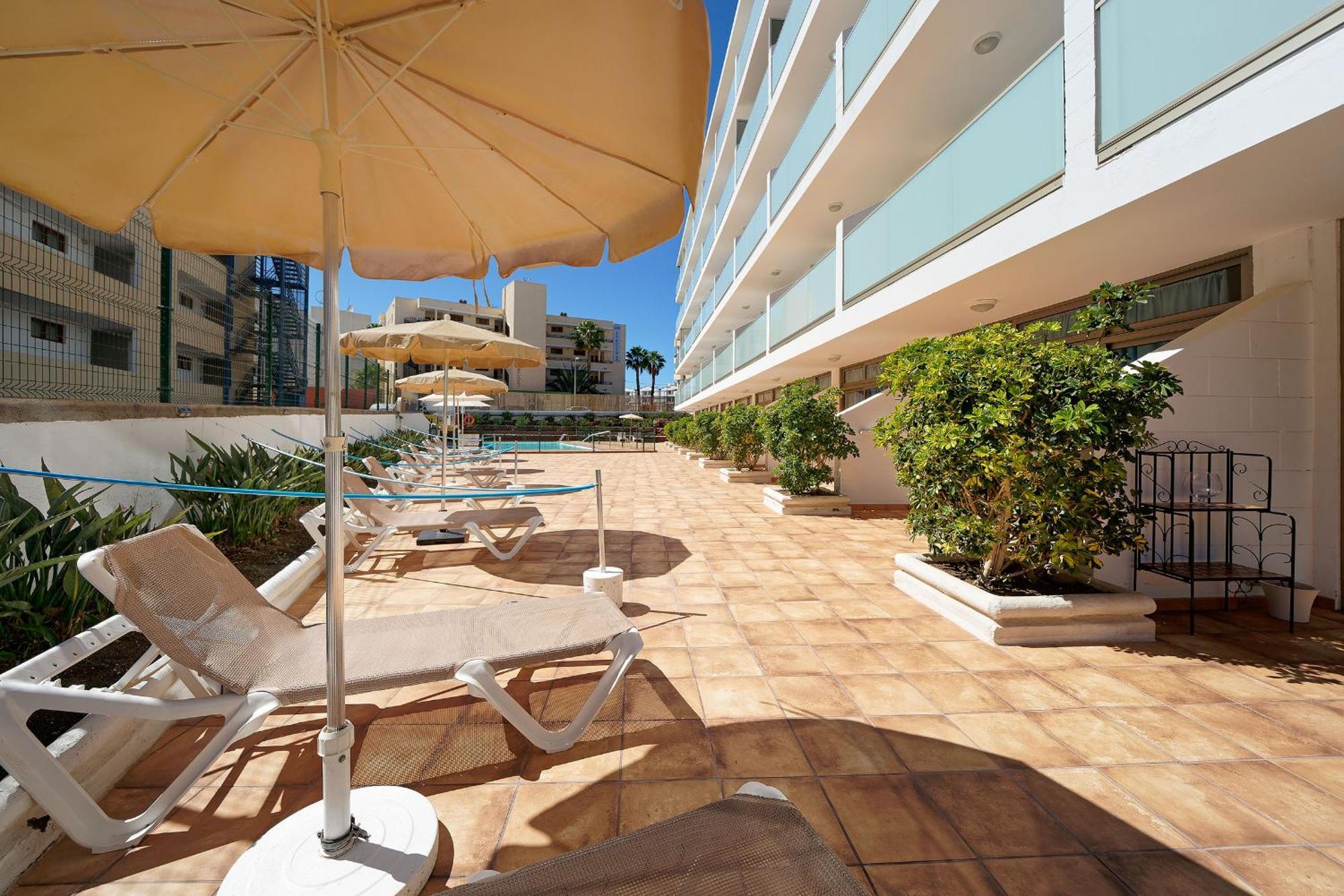 One Bedroom Apartment Pool View