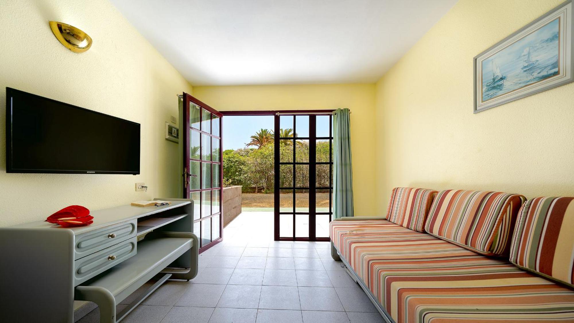 Deluxe Bungalow (3 Adults),1272280606:JPEG