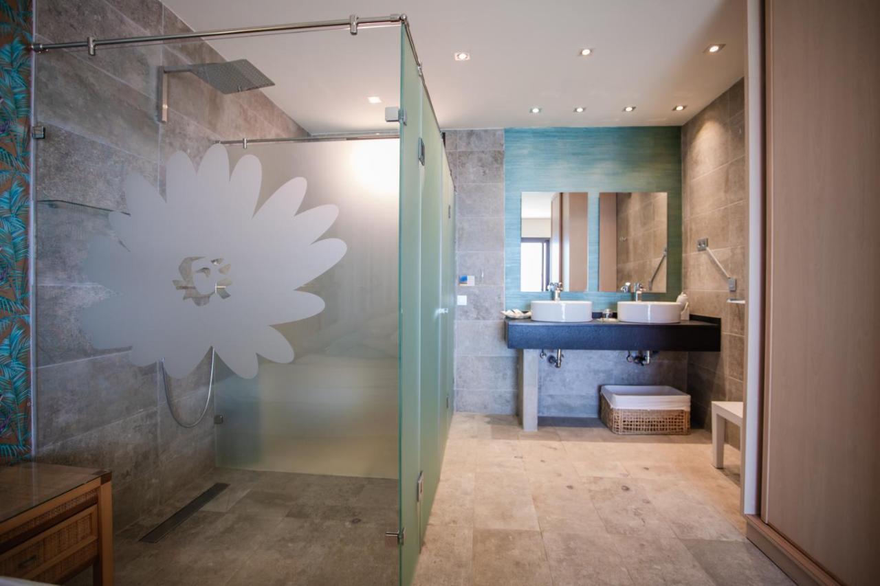Villa med bubbelpool