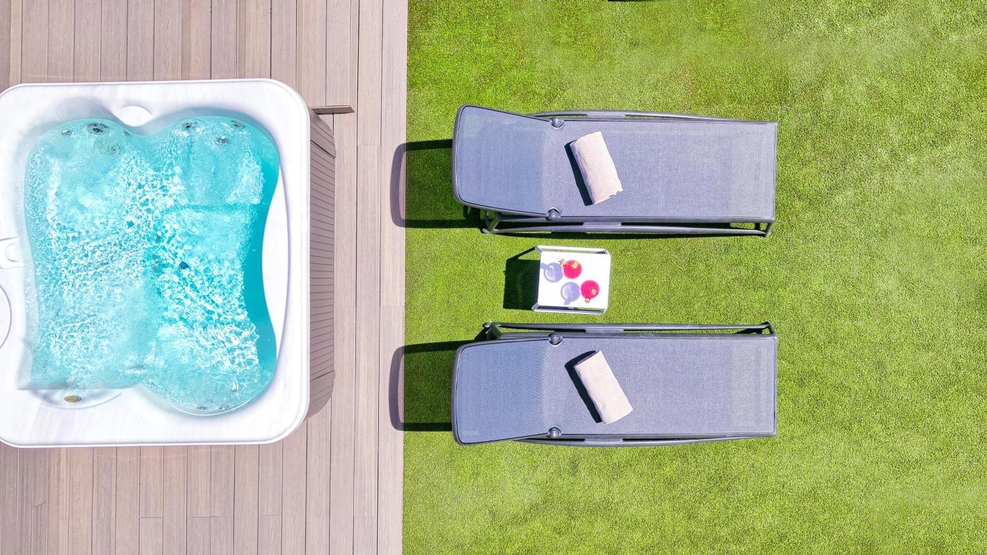 Junior Suite jacuzzi