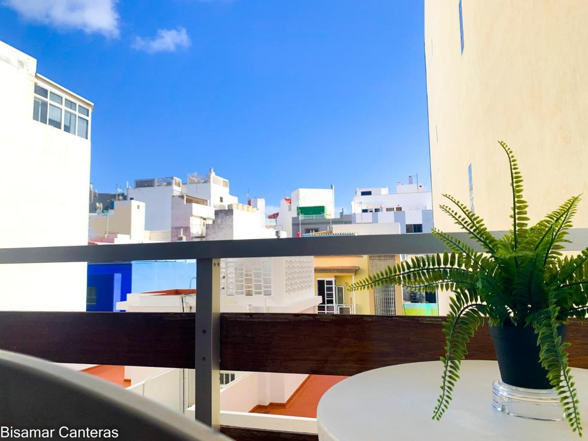 Studio Balcony