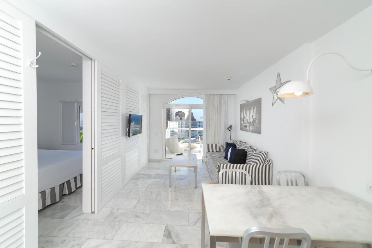 Apartment Sea View Balcony
