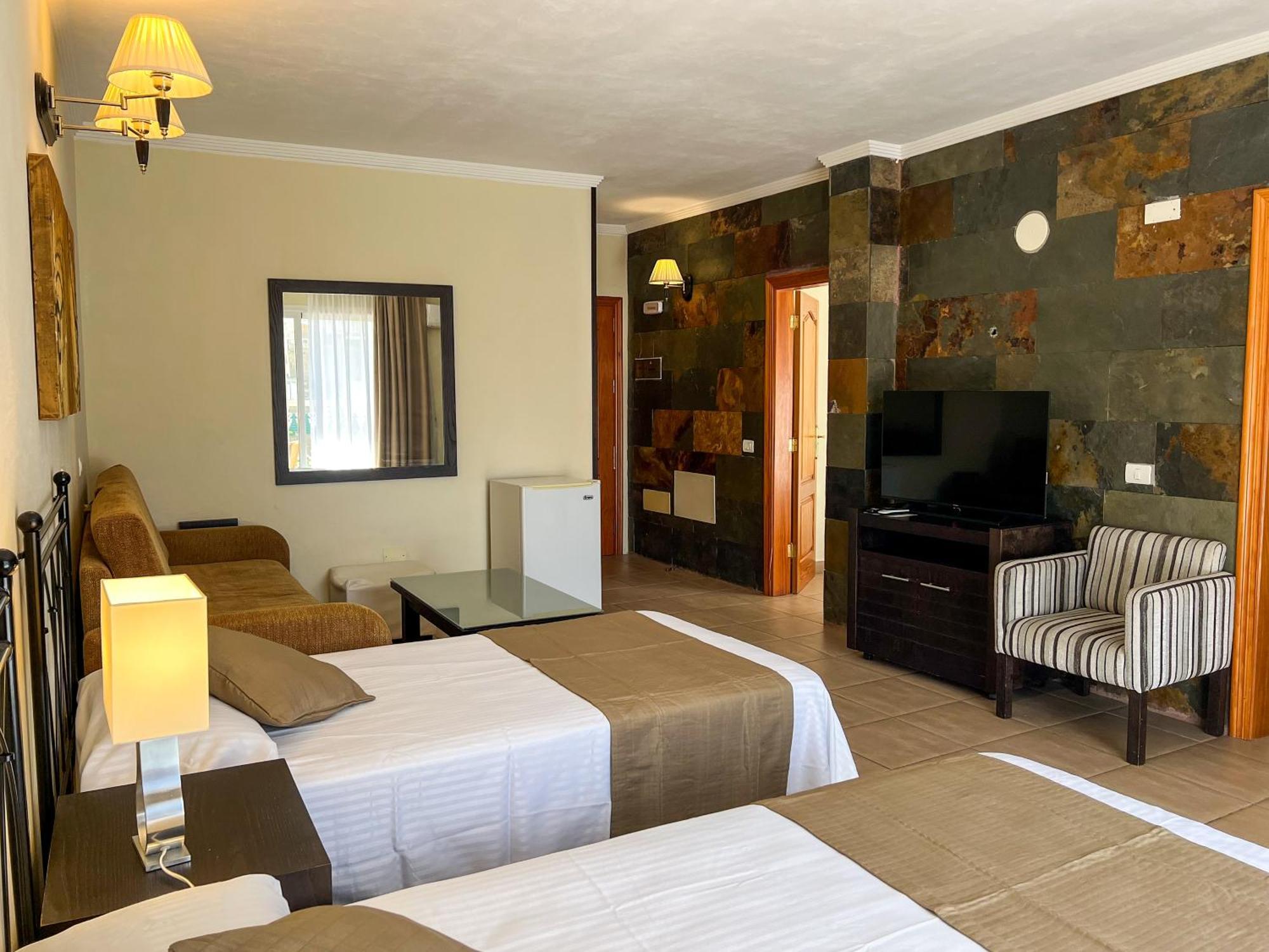One-Bedroom Suite