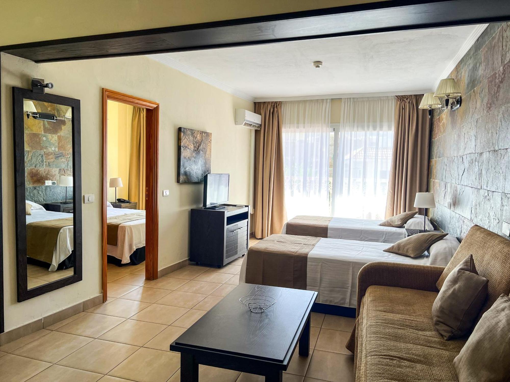 One-Bedroom Suite