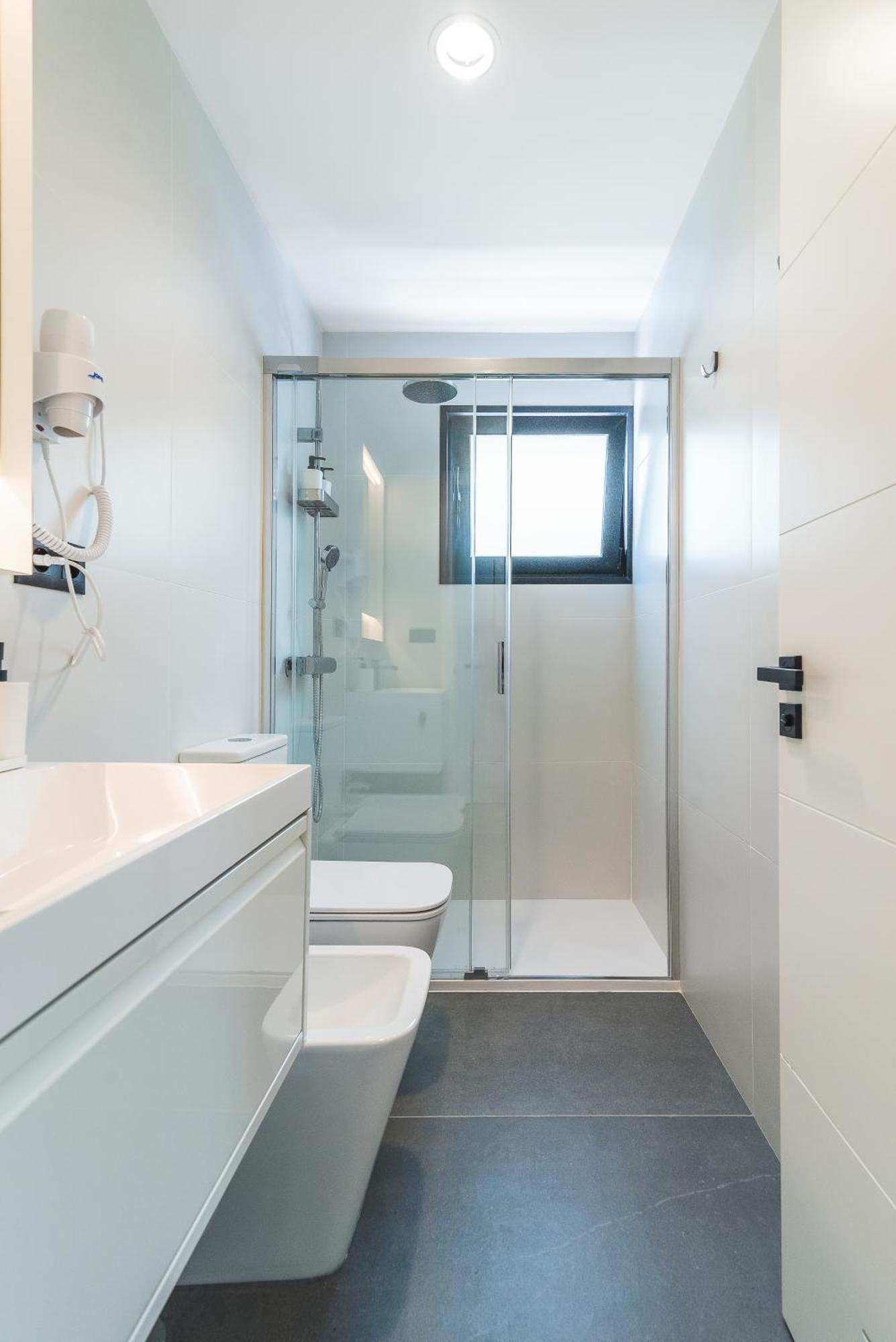 Double Room Private Bathroom