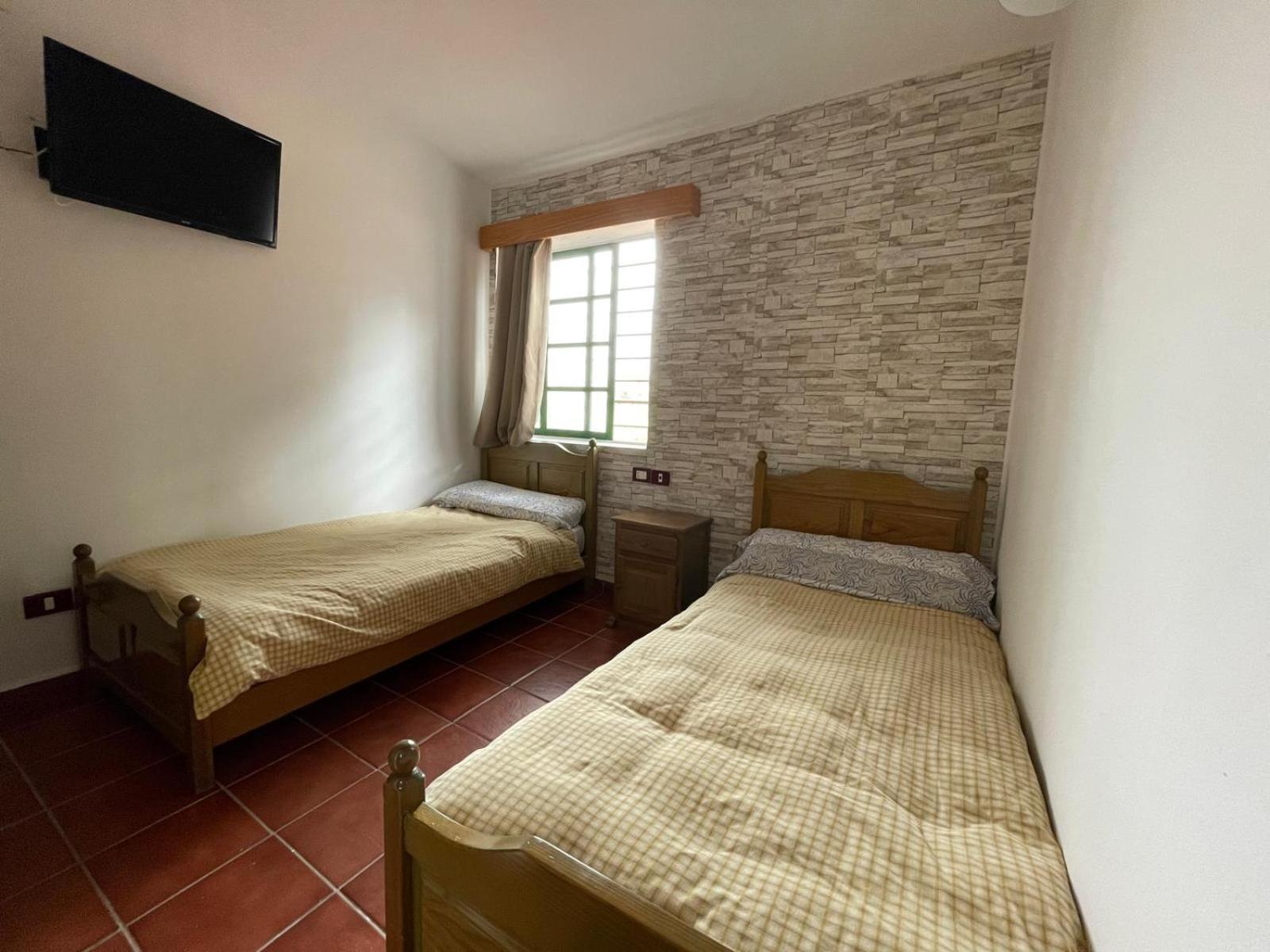 Twin Room Private Bathroom