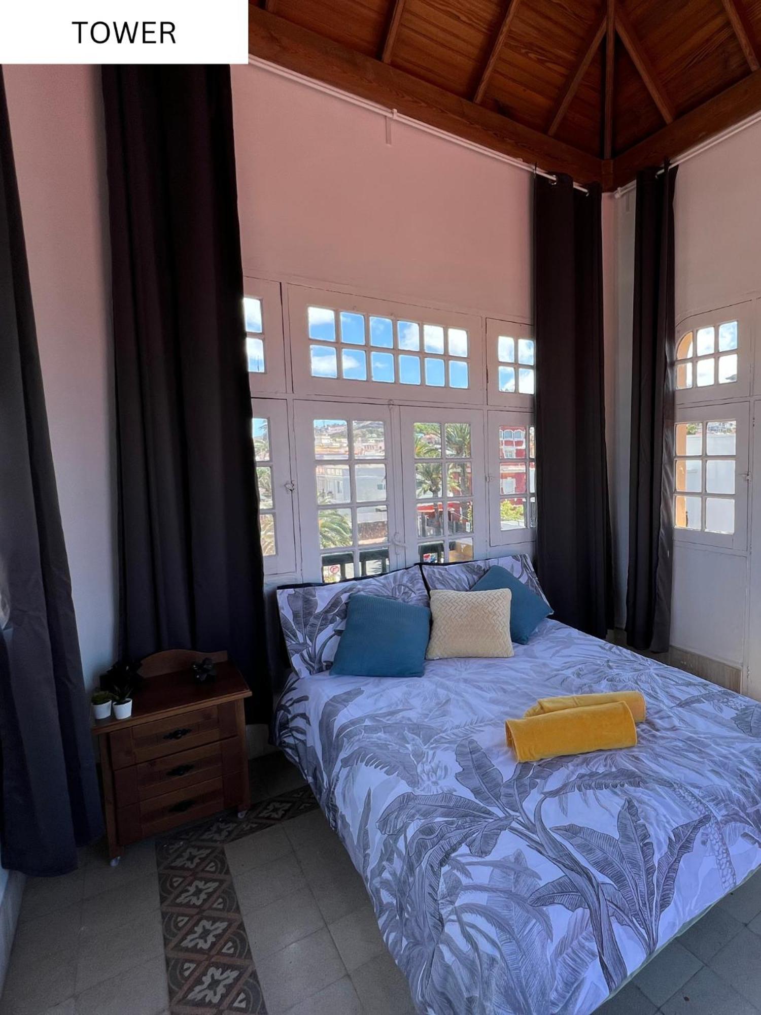 Double Room Private Bathroom