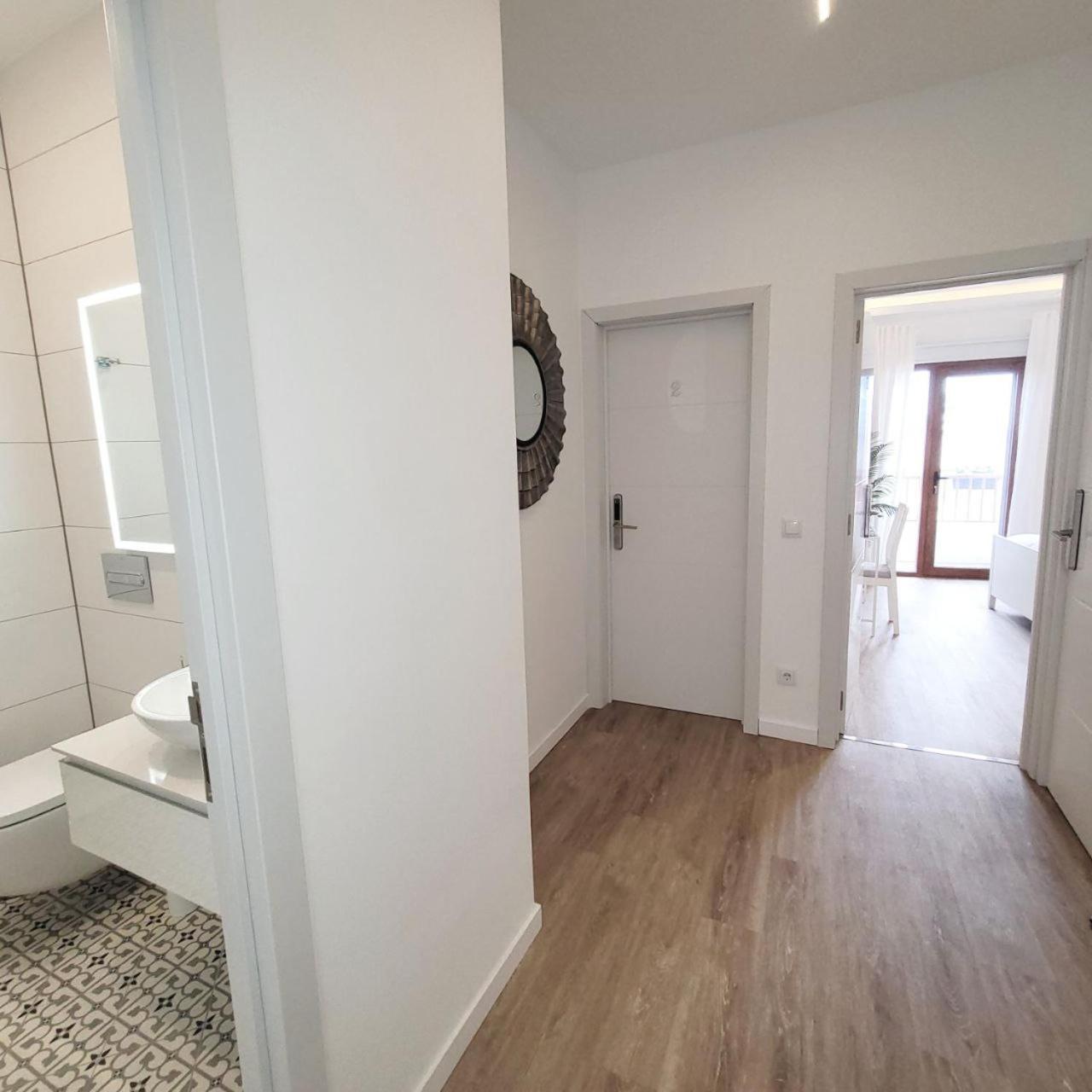 Deluxe Double Room Side Sea View