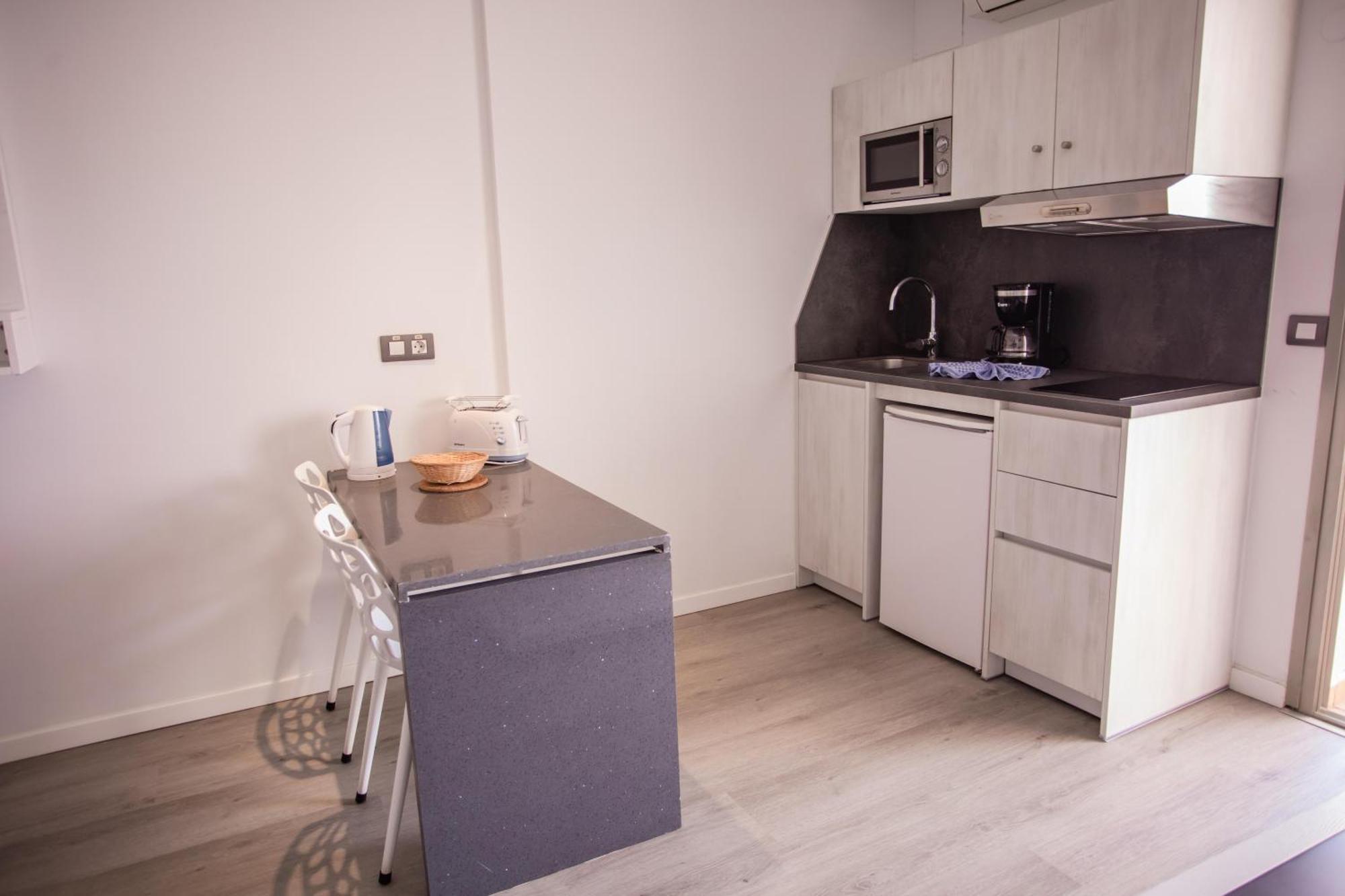 Superior Junior Suite with Large Balcony - High Floor,1661110263:JPEG