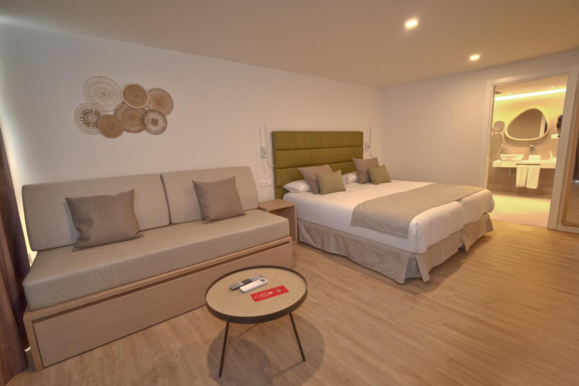 Superior Studio,1667431728:JPEG