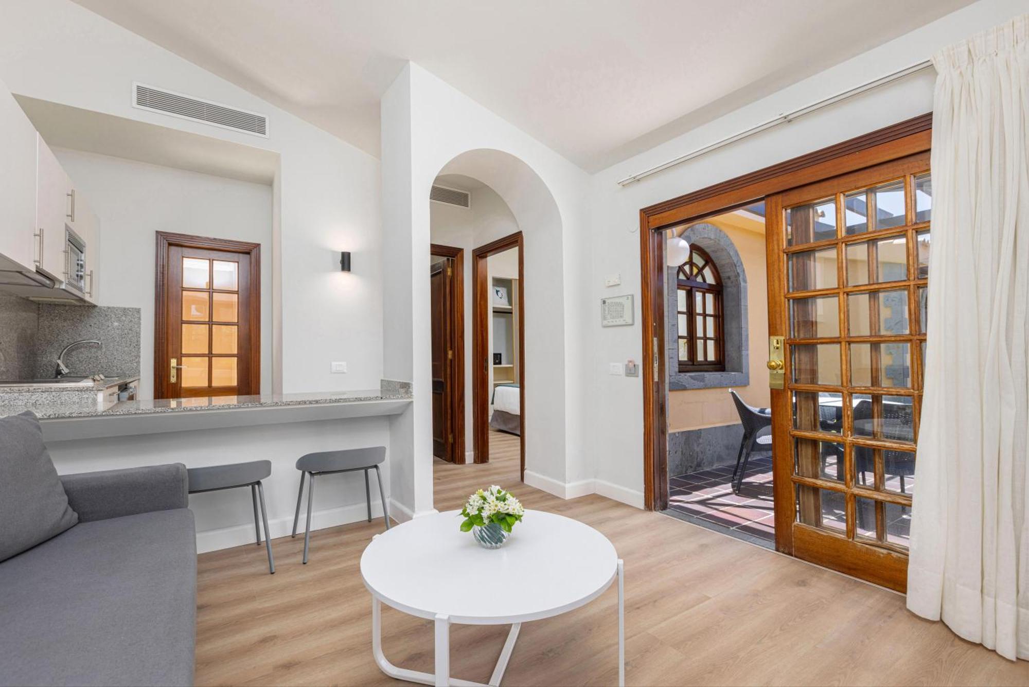 One-Bedroom Bungalow