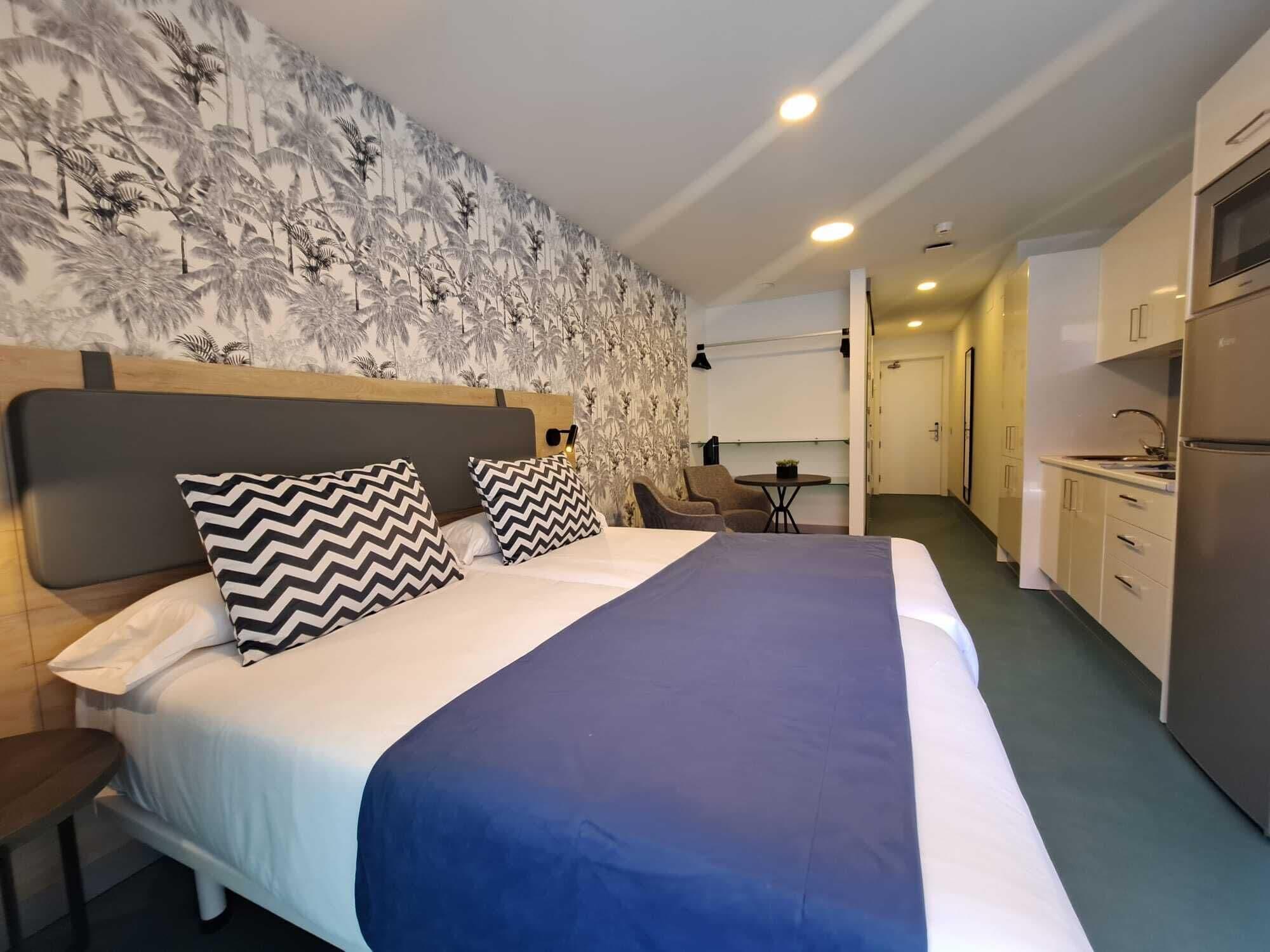 Studio Apartment