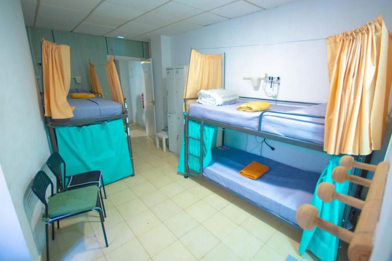 Bed in 4-Bed Mixed Dormitory Room