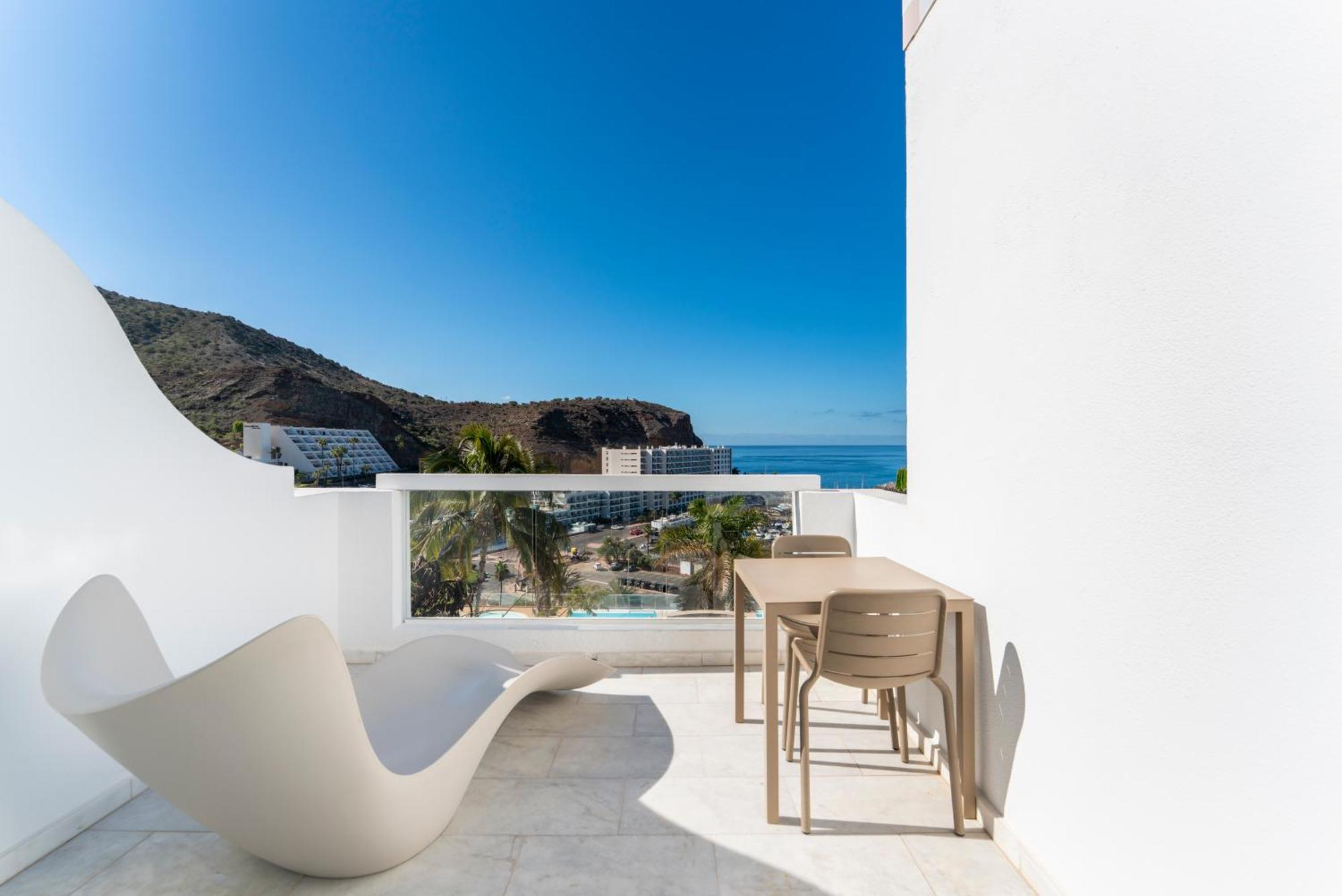 Superior Apartment Sea View Balcony