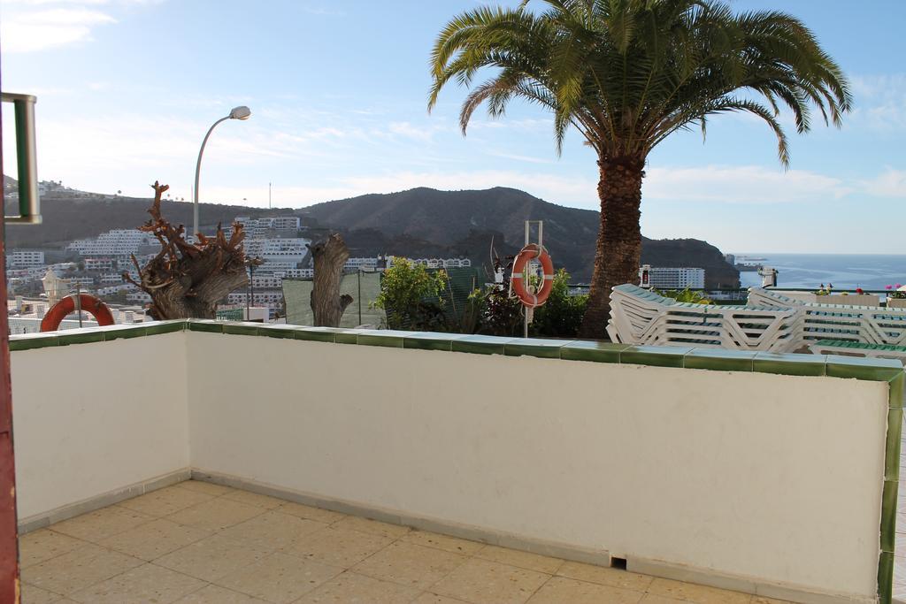 Two-Bedroom Apartment (2-5 Adults),1135481002:JPEG