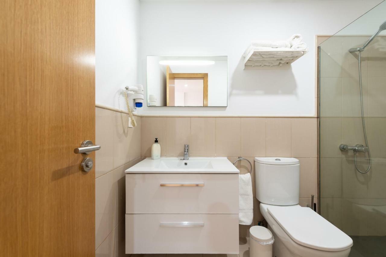 Two-Bedroom Apartment with Terrace,779143314:JPEG