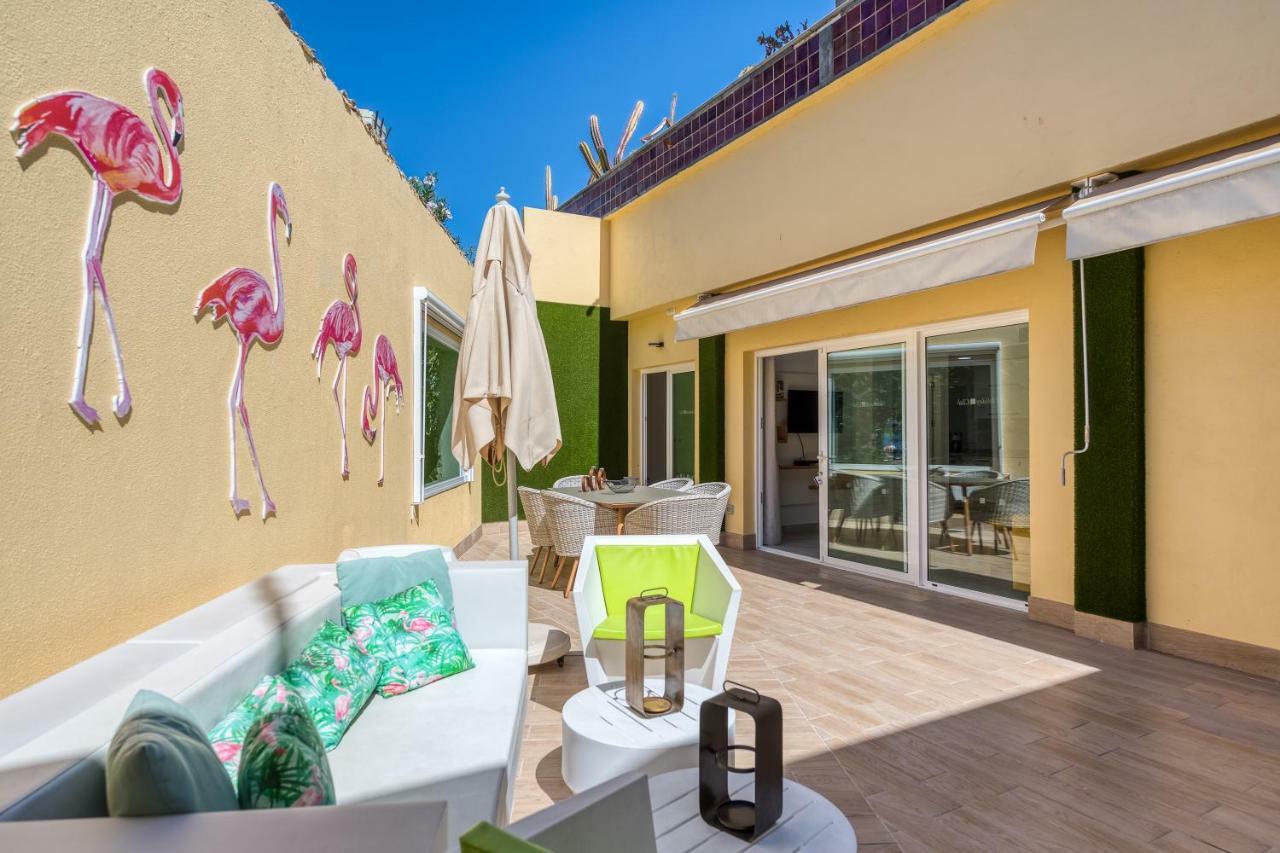 Two-Bedroom Apartment Private Courtyard