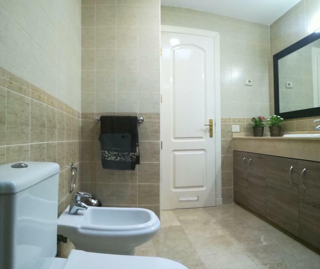 Two-Bedroom House,857515310:JPEG