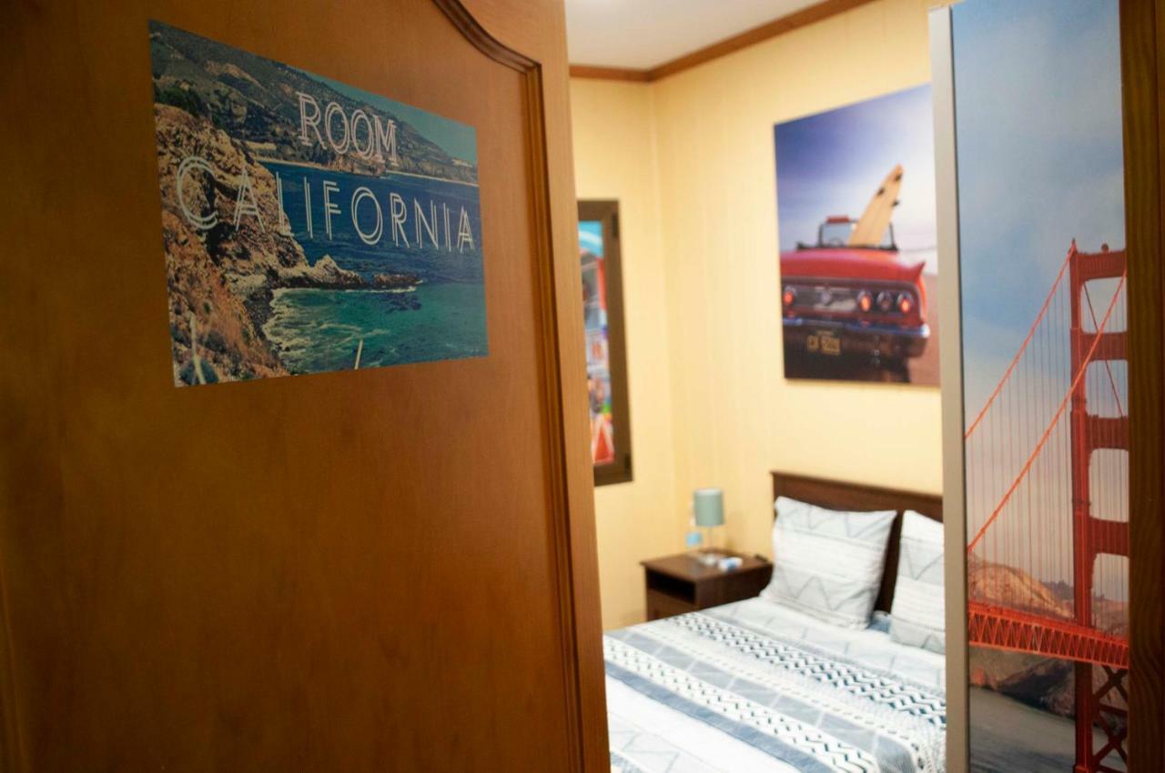 Double Room with Shared Bathroom,921889675:JPEG