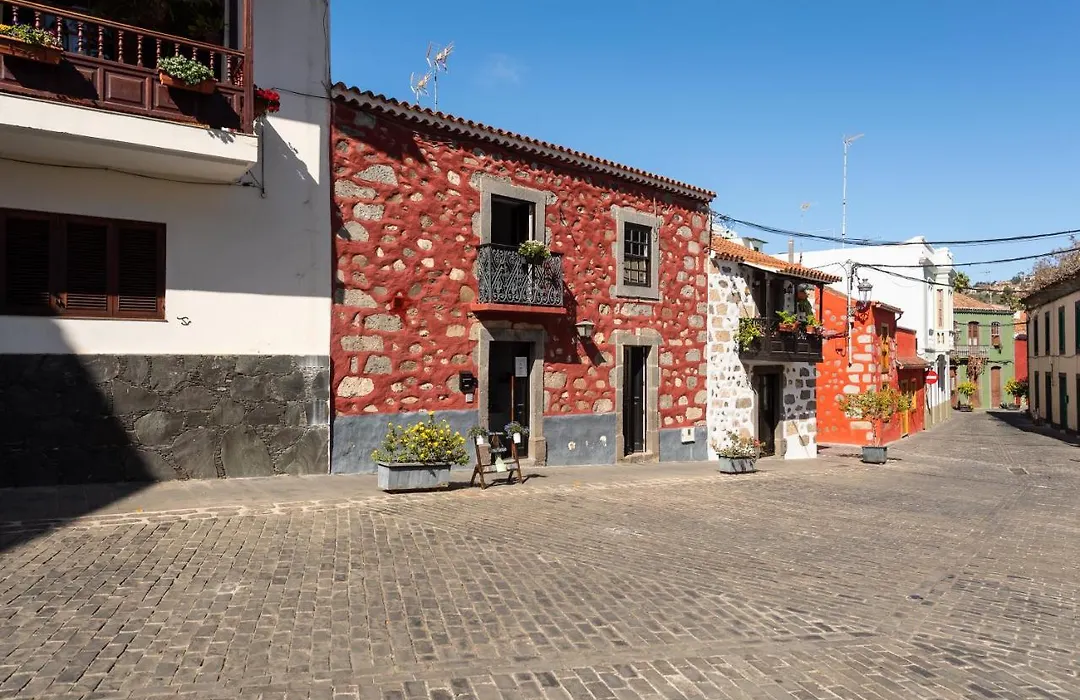 Flatguest La Casona Roja-1