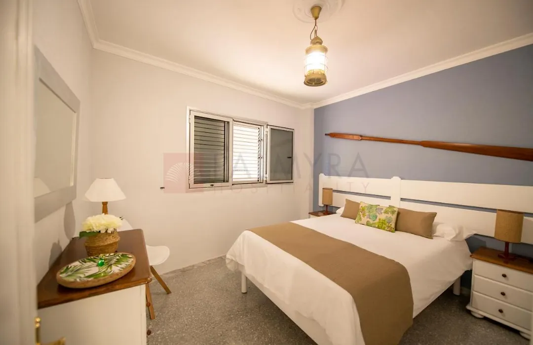 Trip Canteras, New Beach Apartment-1
