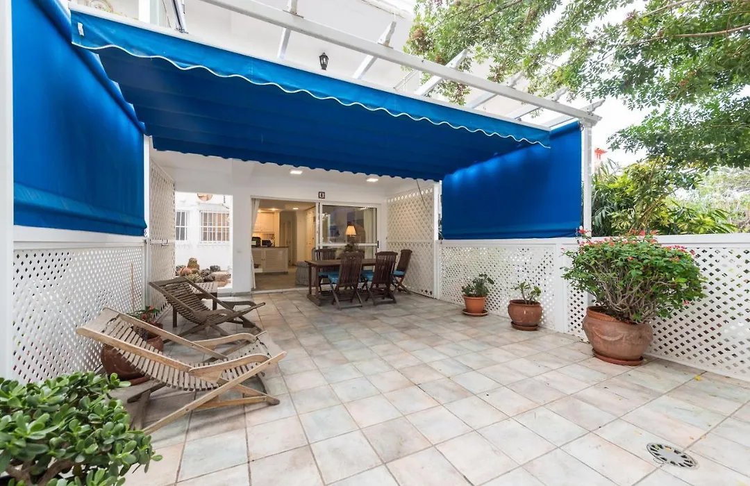 Beach Apartment San Agustin-1