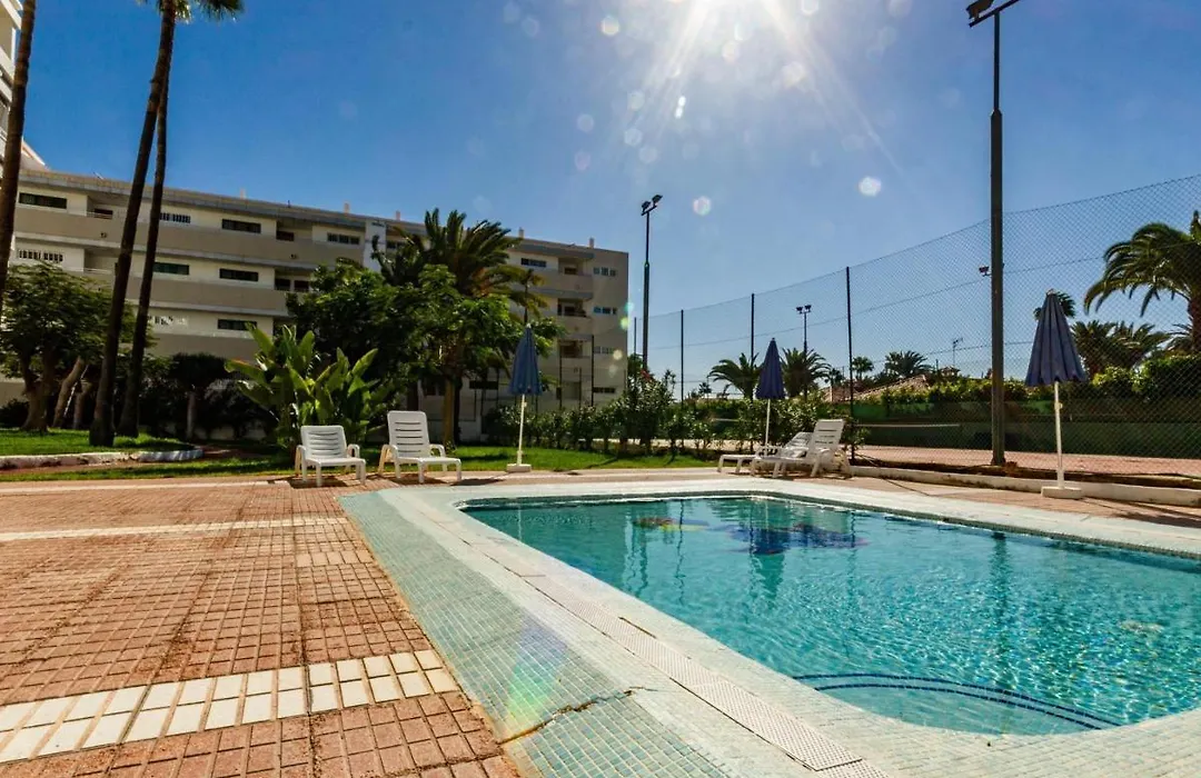 Seaview Friendly Holiday Home 9-1
