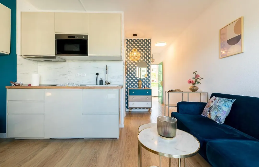 Trendy, Very Well Located Apartment-1