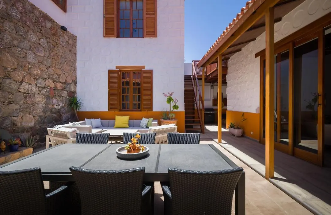 Beautiful Beach House In Traditional Canarian Style-1