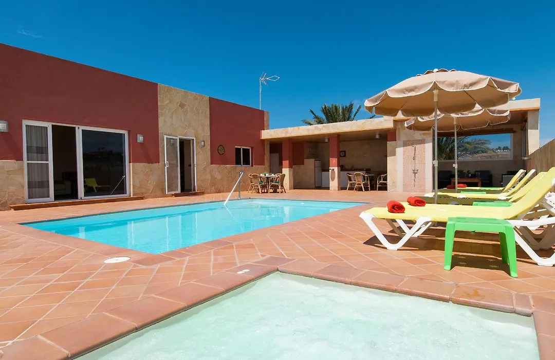 Villa Los Azules With Pool And Jacuzzi-1