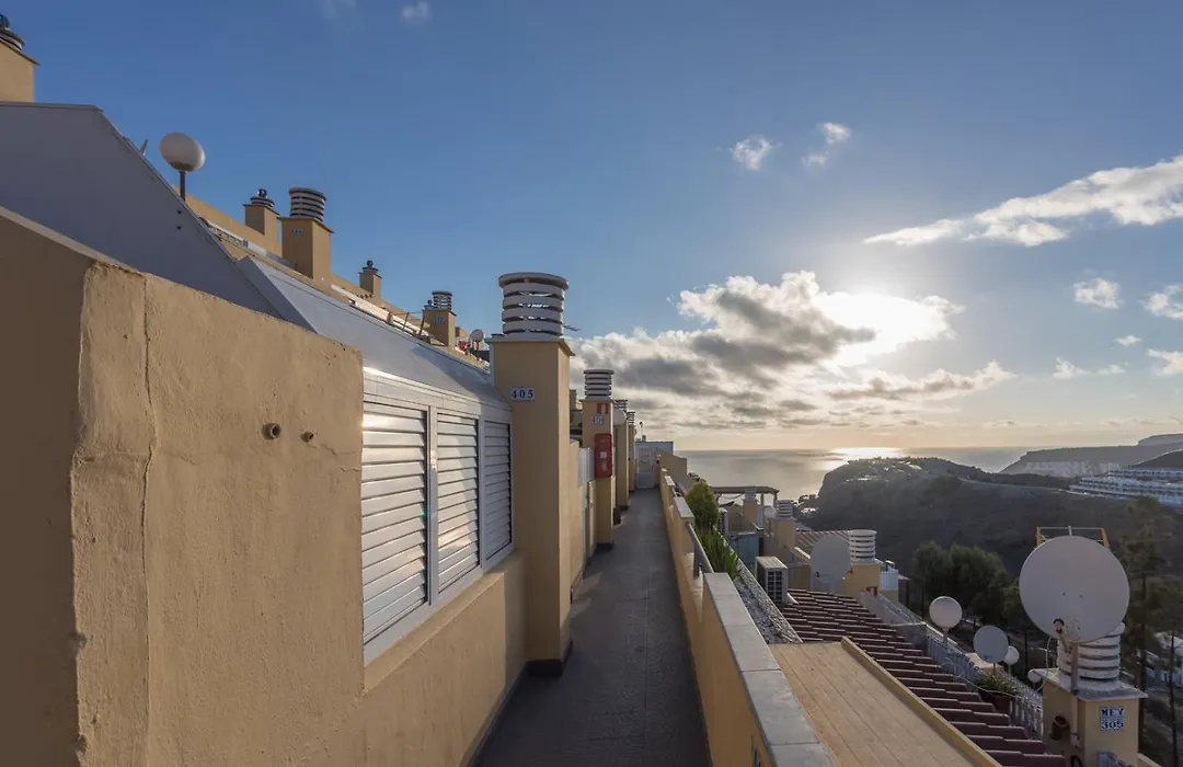 Guestready - Amadores Beachfront Apartment-1
