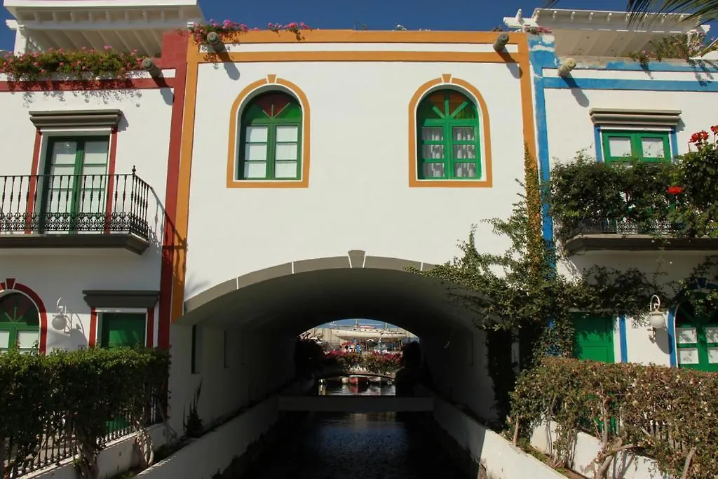 Luxury Europe-Puerto de Mogán-1