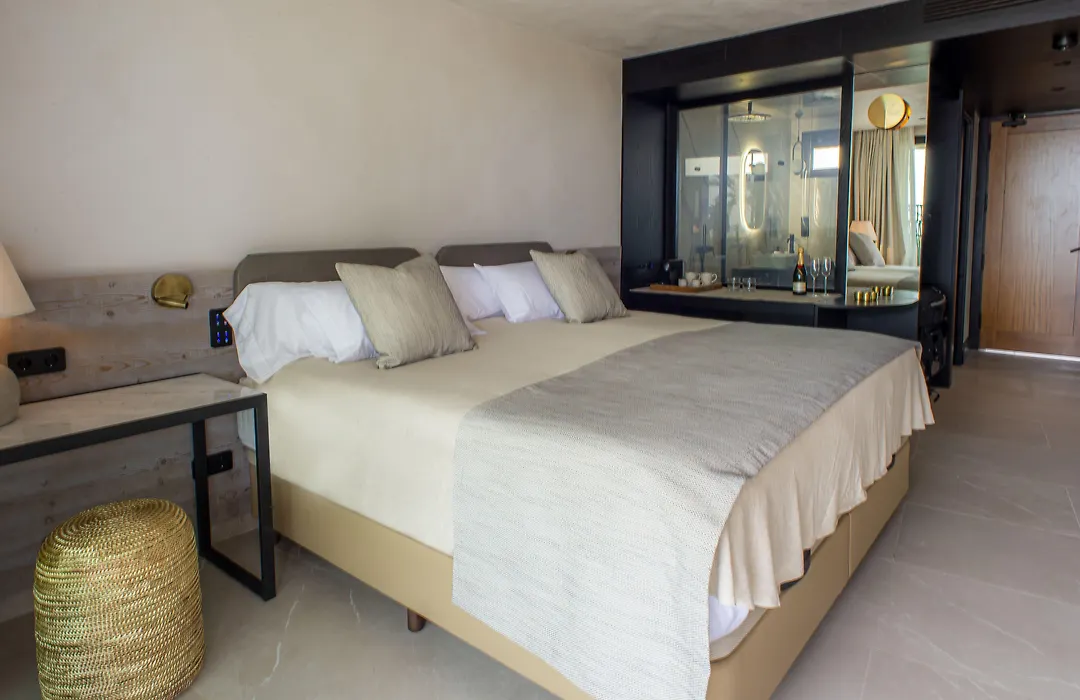 Tensuites - Adults Only-1