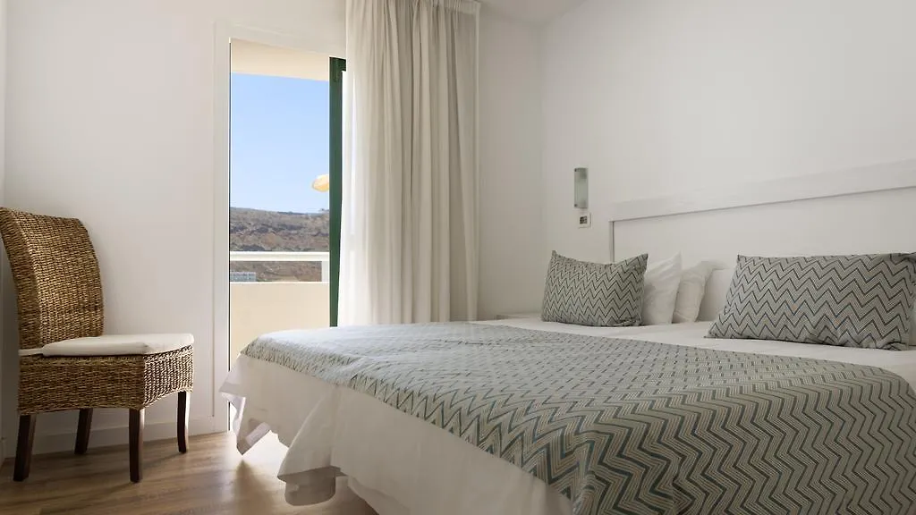 Canaima Apartments - Adults Only-1