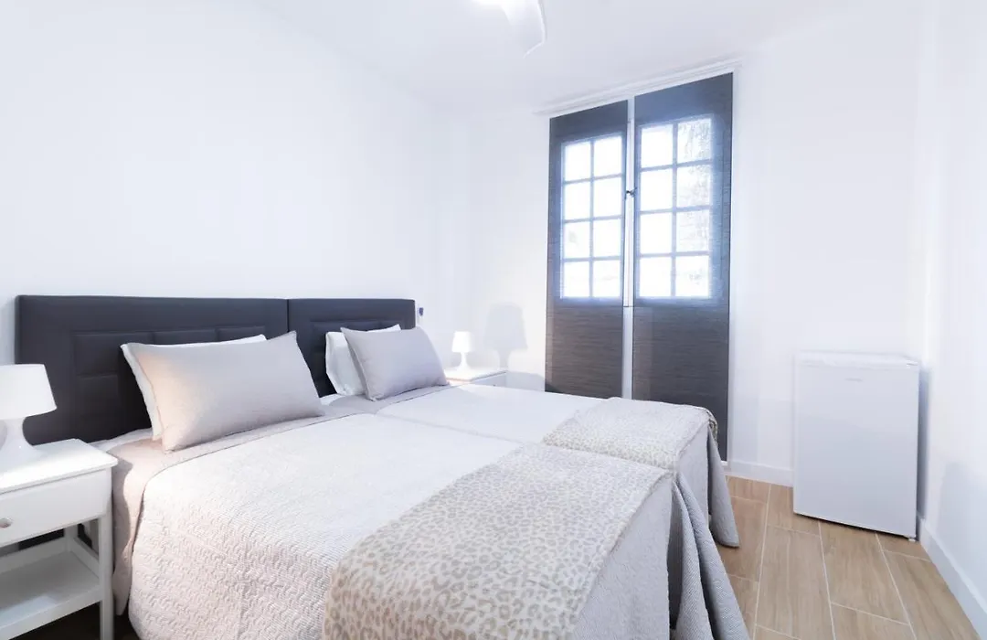 Smart Apartment To Share In The City-1