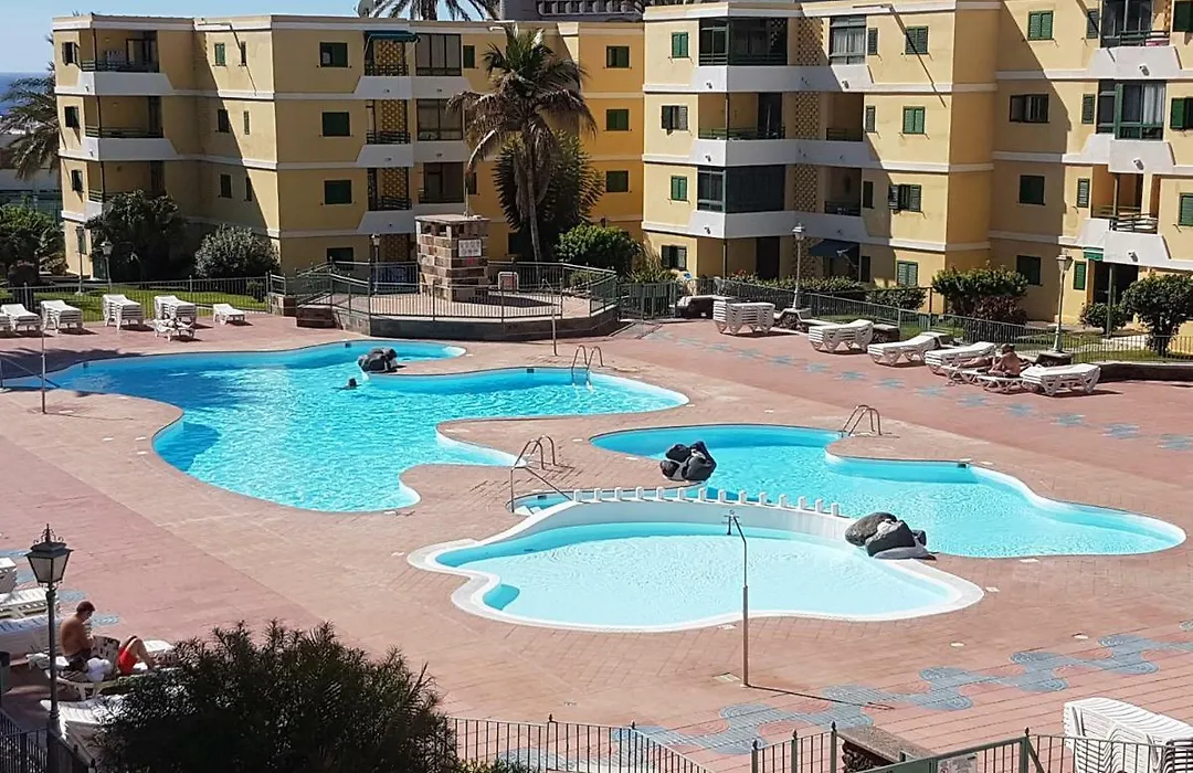 Apartamentos Ronsan-1