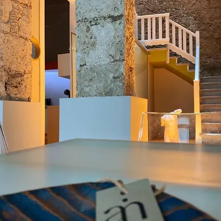 Traditional Townhouse With Private Rooftop Terrace-2