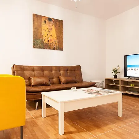 Kasa Holiday Apartment-2