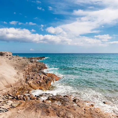 Gorgeous Apartment In San Bartolome De Tiraj-3