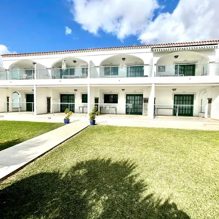 Apartamento 2B Con Acceso Directo En Playa Las Burras-2