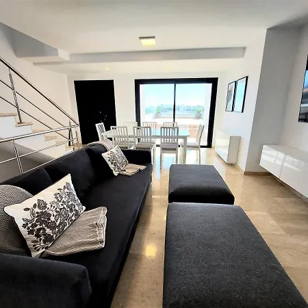 Villa Playa Amadores - Luxury Villa With Heated Pool-3