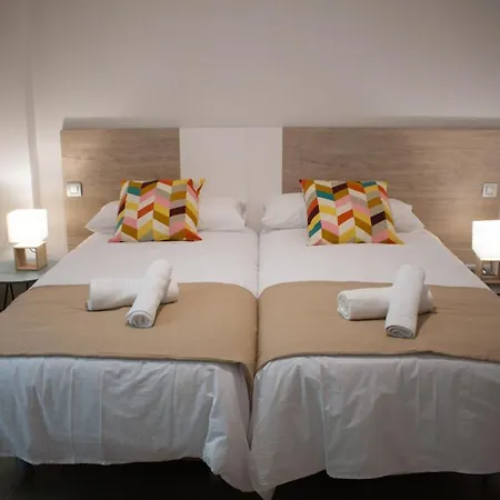 Gloriamar Las Canteras-3
