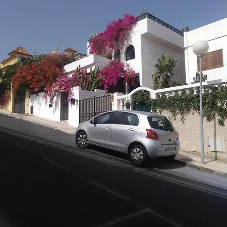 Vv Las Buganvillas Maspalomas - Cocina Y Habitaciones Con Banos Privados-2