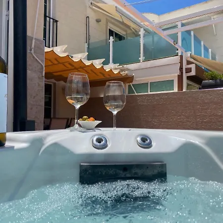 Luxury Renovated Duplex With 3 Pools Private Jacuzzi-3