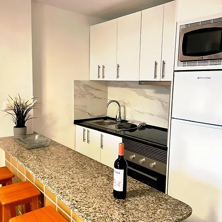 Seaview Friendly Holiday Home 1-3