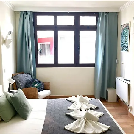 Alj Beach Flat By Canary365-3