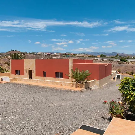 Villa Los Azules With Pool And Jacuzzi-3